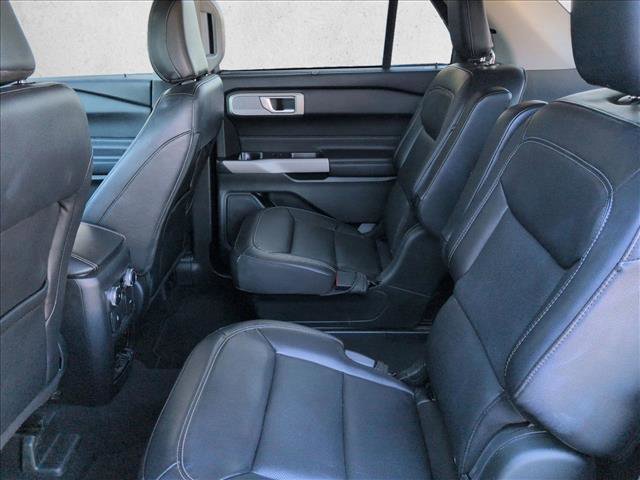 Used 2023 Ford Explorer Limited image 15