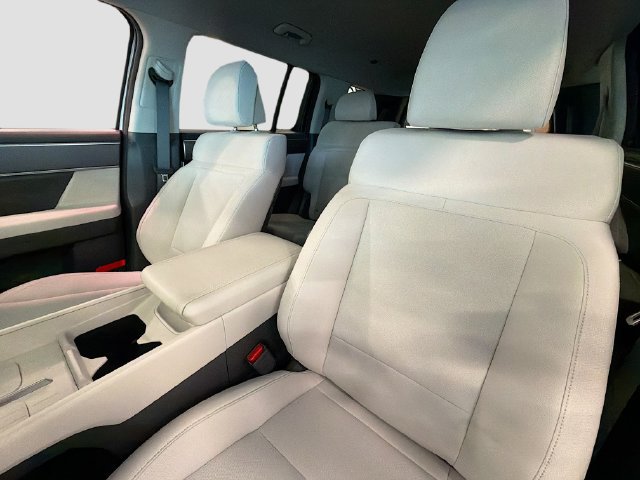 New 2026 Hyundai Santa Fe SE AWD/4WD image 11