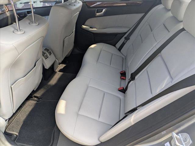 Used 2013 Mercedes-Benz E 350 Sedan image 20