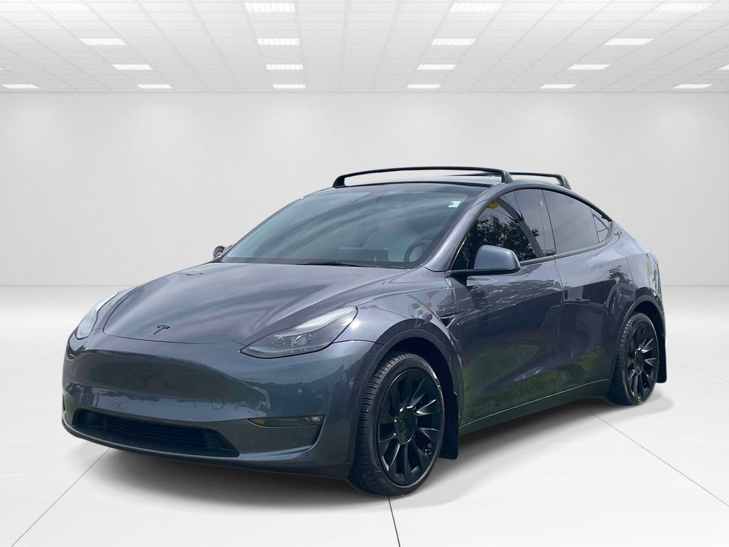 Used 2023 Tesla Model Y Long Range image 3