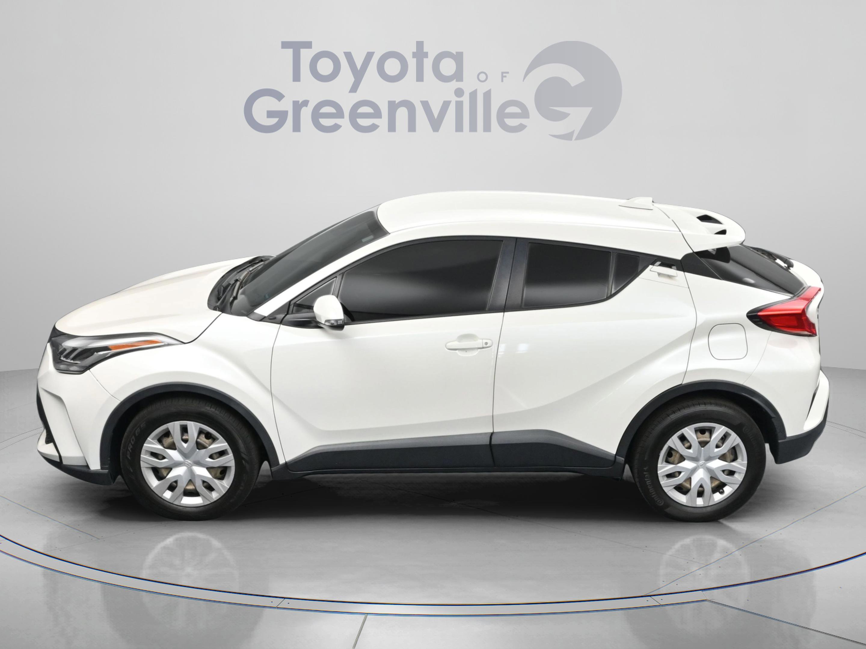 Used 2020 Toyota C-HR LE FWD image 5