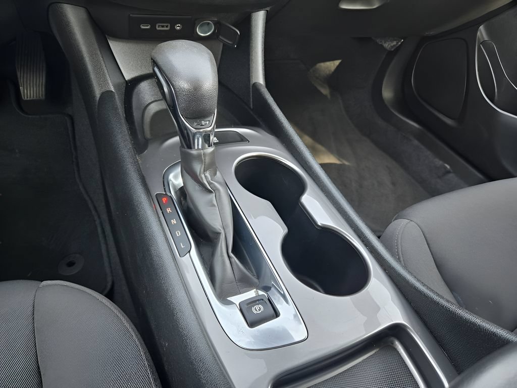 Used 2023 Chevrolet Malibu LS FWD image 18
