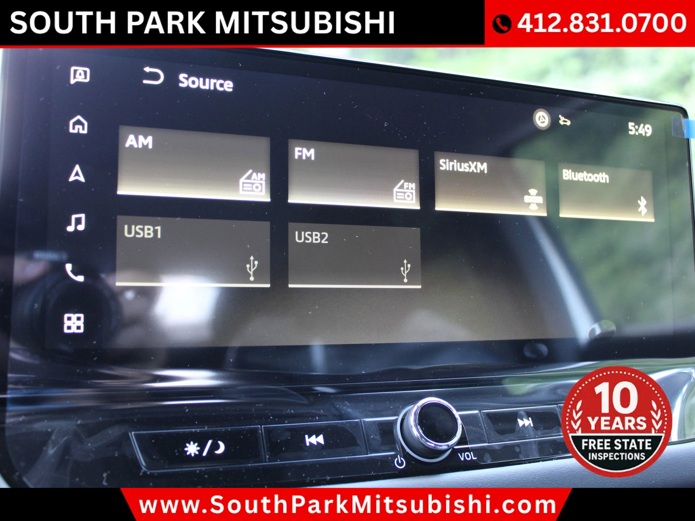 New 2025 Mitsubishi Outlander SE image 18