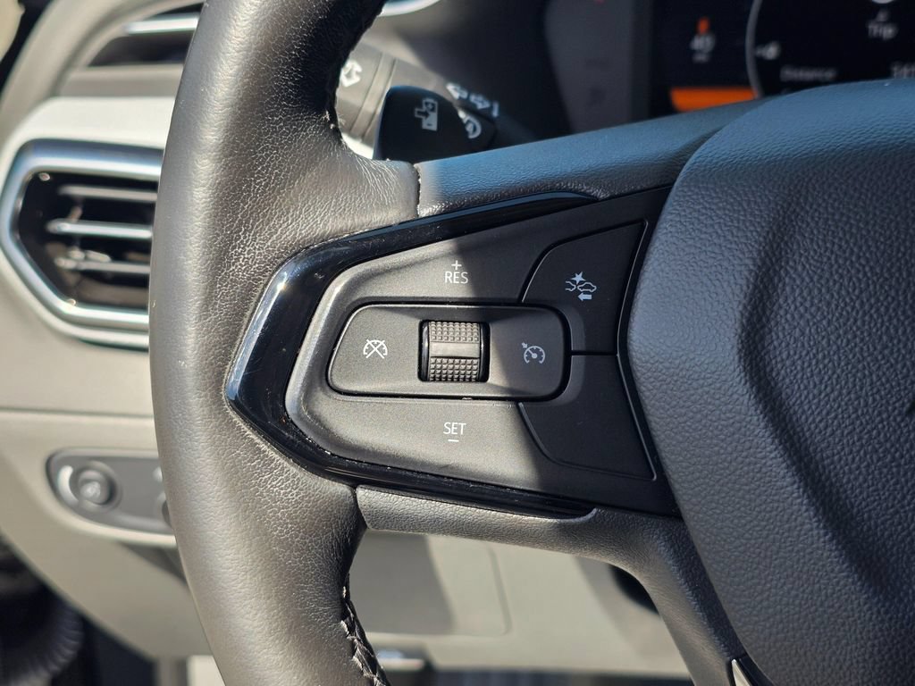 Used 2022 Chevrolet Bolt EUV Premier FWD image 26