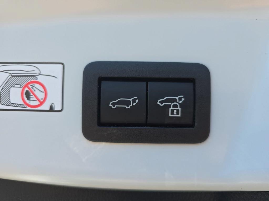 Used 2026 Toyota Prius Plug-In Hybrid w/ Limited Premium Package FWD image 16