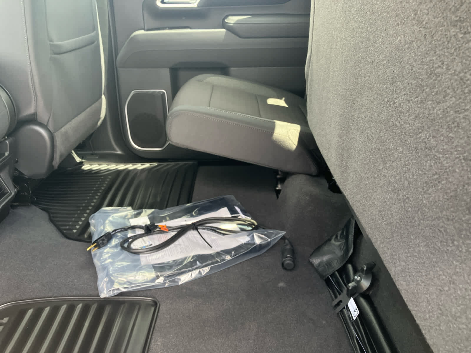 New 2026 GMC Sierra 2500 SLE AWD/4WD image 36