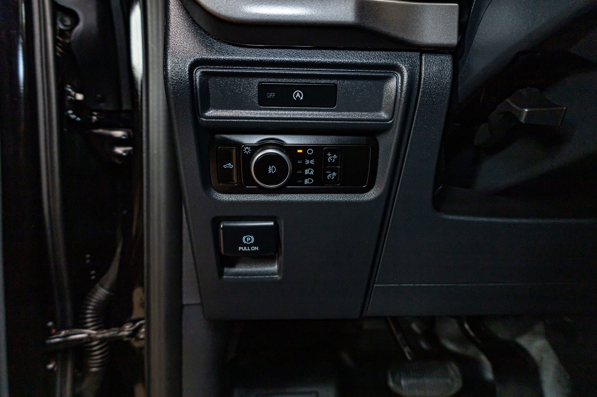 Used 2025 Ford F150 XL w/ Equipment Group 103A High image 15