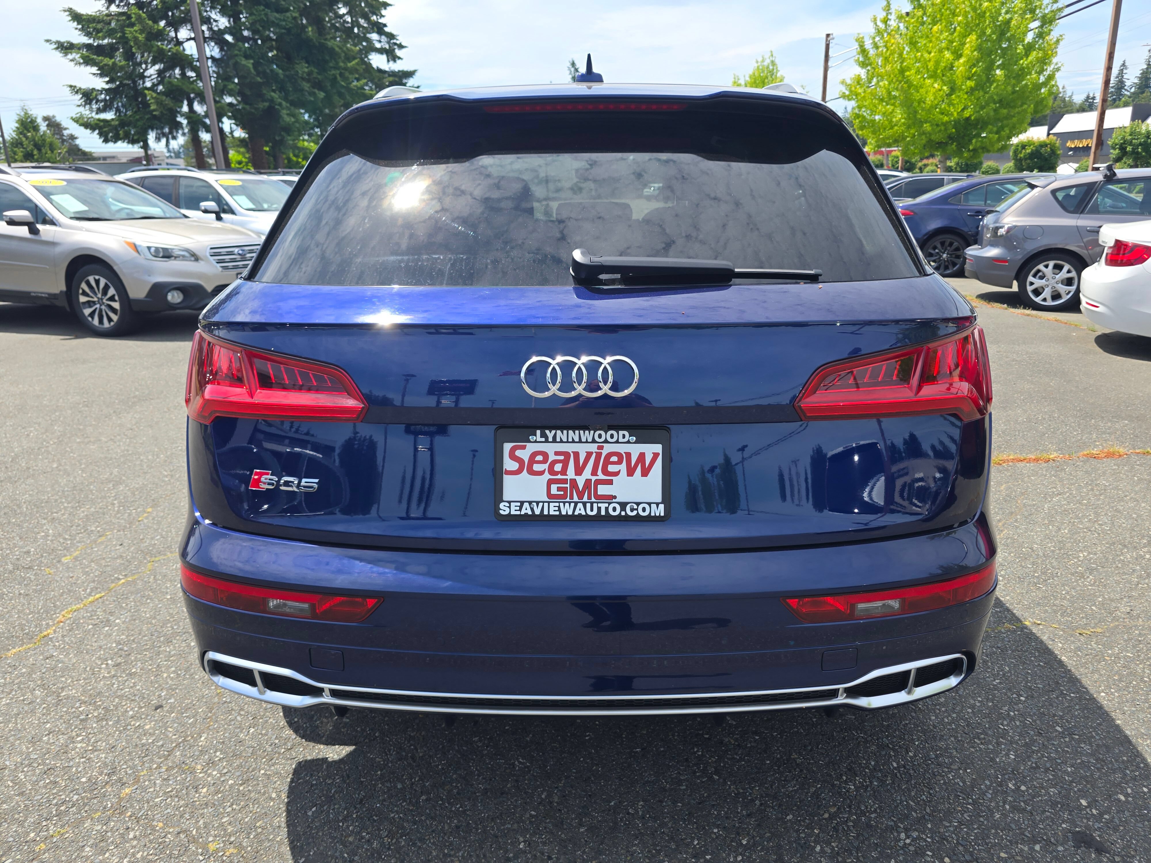 Used 2020 Audi SQ5 Premium Plus w/ Premium Plus Package AWD/4WD image 4