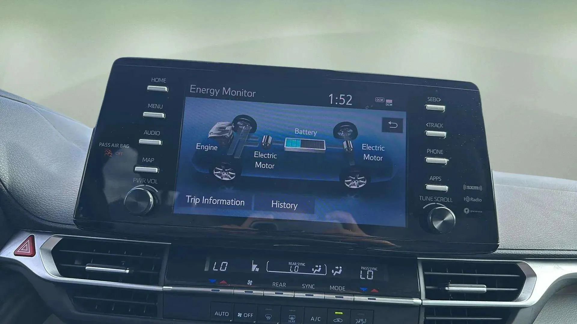 Used 2022 Toyota Sienna LE image 33