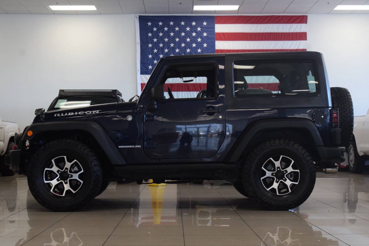 Used 2013 Jeep Wrangler Rubicon w/ PWR Convenience Group AWD/4WD image 4