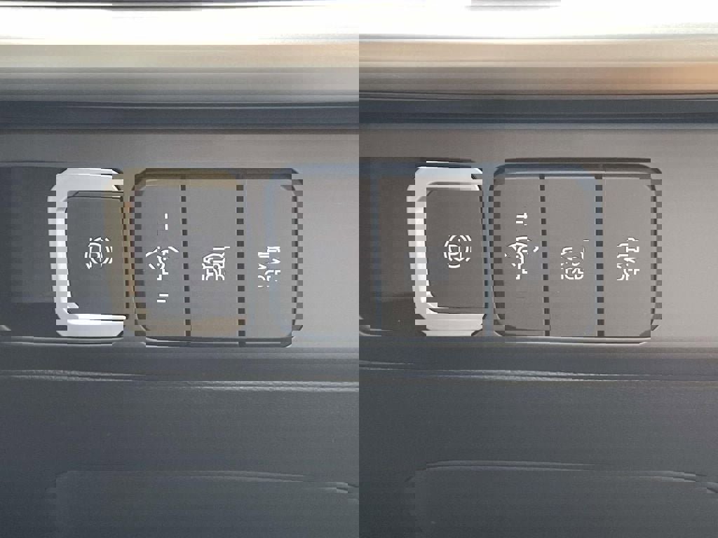 New 2026 Hyundai Santa Fe SEL FWD image 16