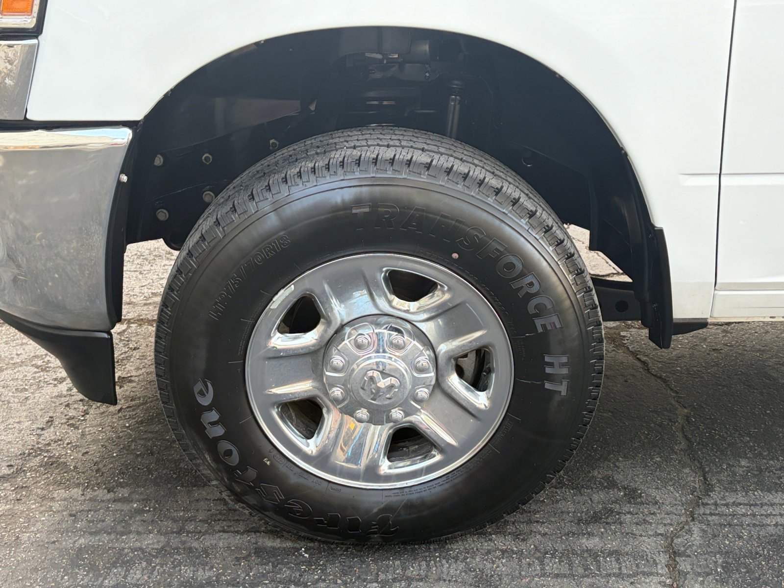 Used 2024 RAM 3500 Tradesman w/ Chrome Appearance Group image 11