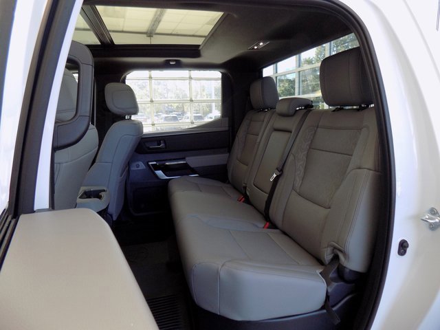 Used 2025 Toyota Tundra Limited image 23