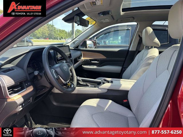 Certified 2026 Toyota Grand Highlander AWD image 21