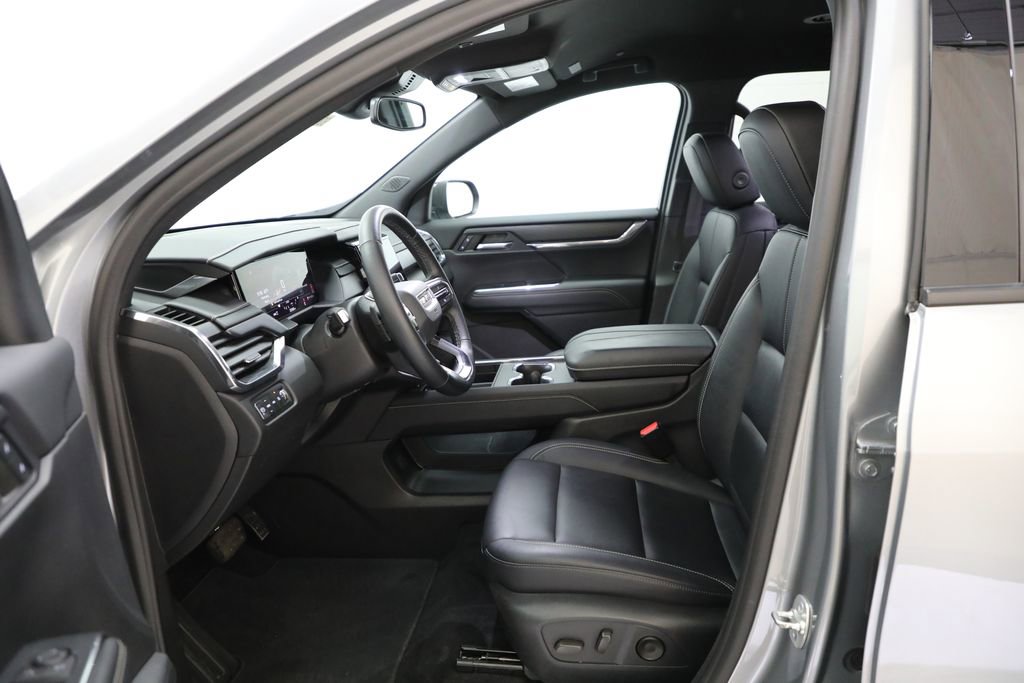 Used 2024 GMC Acadia Elevation w/ Luxury Package AWD/4WD image 8
