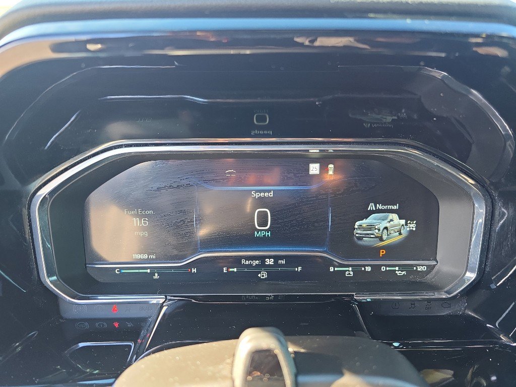 Used 2025 Chevrolet Silverado 1500 High Country w/ High Country Premium Package image 32