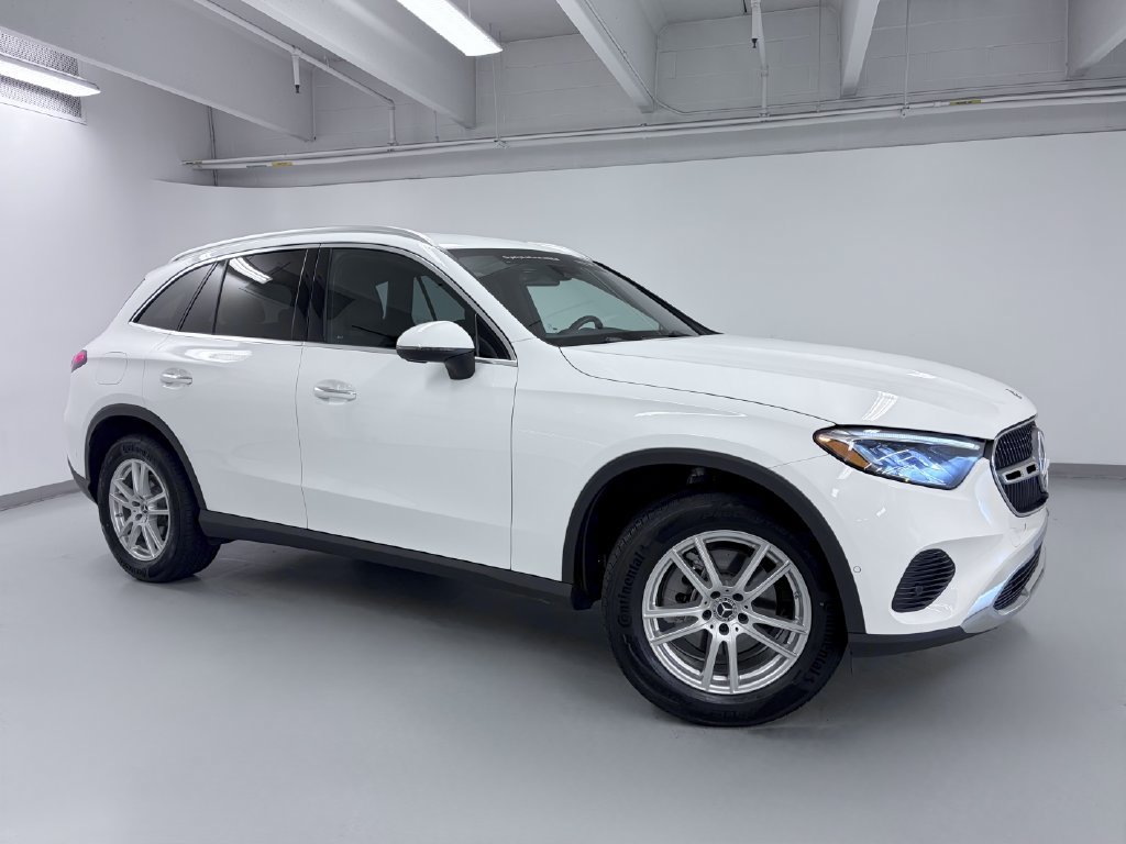 Certified 2026 Mercedes-Benz GLC 300 4MATIC image 9