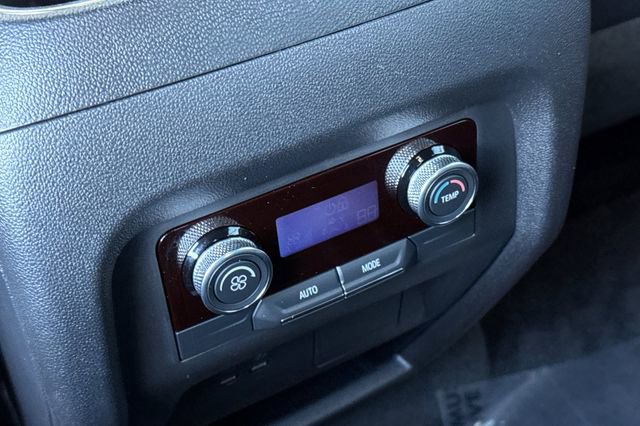 Used 2025 Buick Enclave Preferred image 45