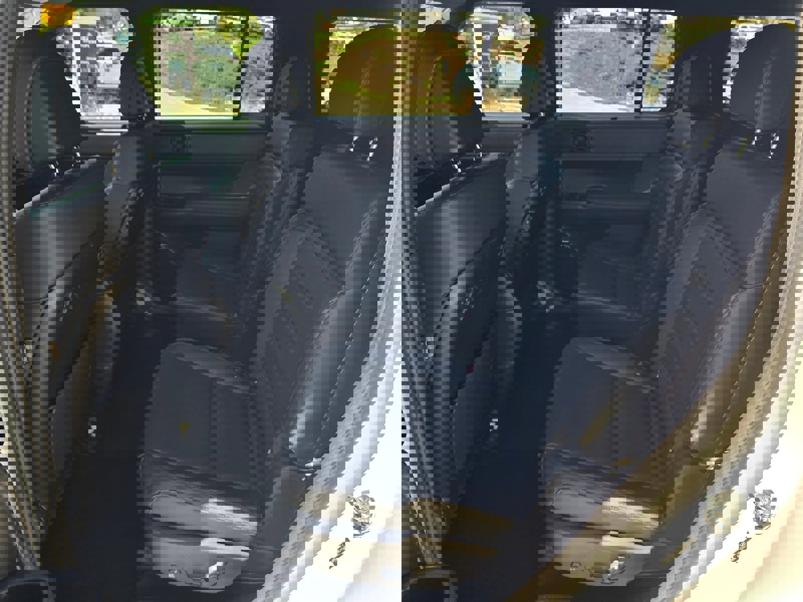 Certified 2025 Hyundai Santa Fe Calligraphy image 11