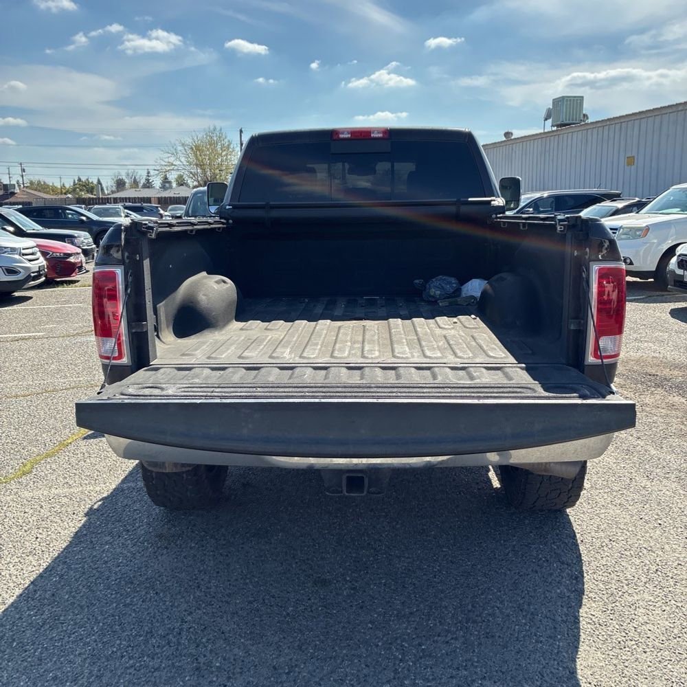 Used 2016 RAM 2500 Laramie w/ Cold Weather Group image 12