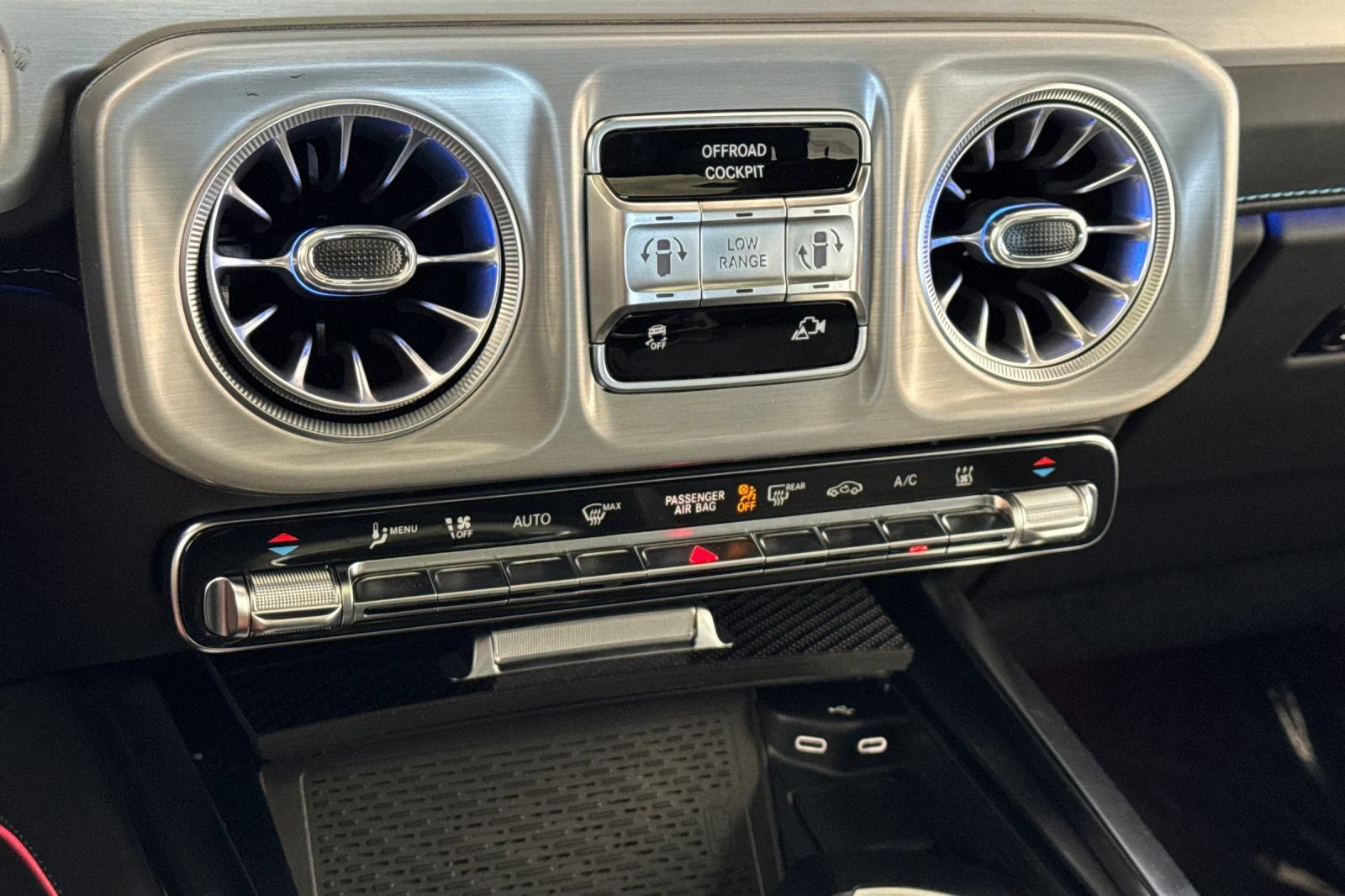 Used 2025 Mercedes-Benz G 580 w/ EQ Technology image 31