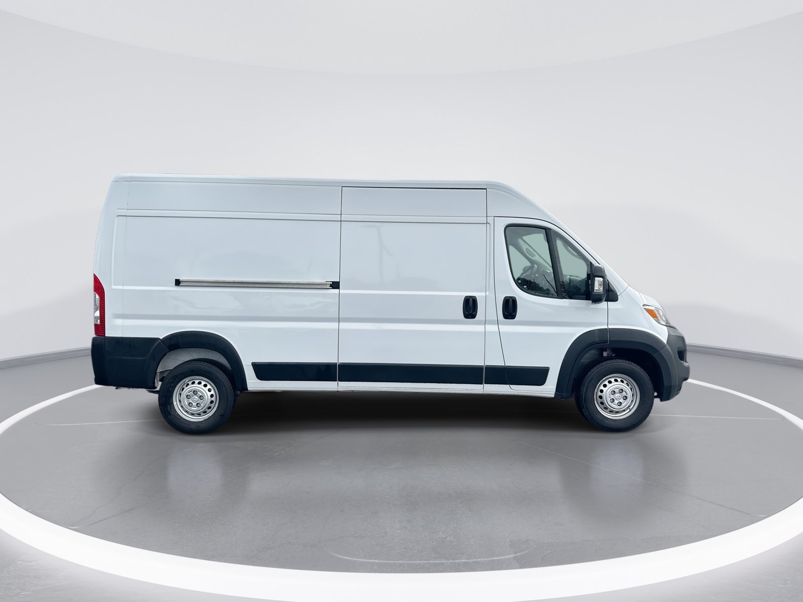 Used 2025 RAM ProMaster 2500 w/ Convenience Group FWD image 10