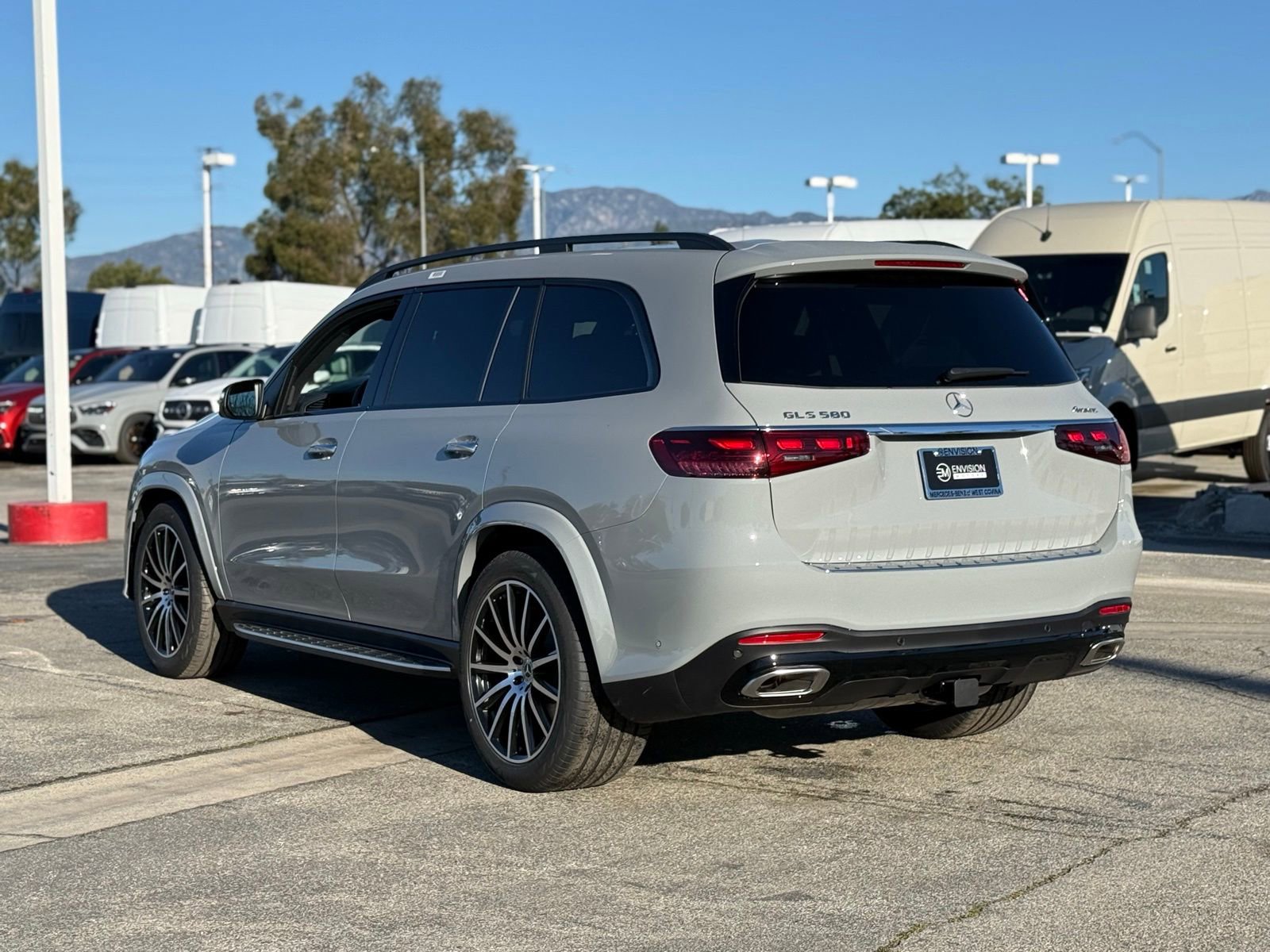 New 2026 Mercedes-Benz GLS 580 4MATIC image 7