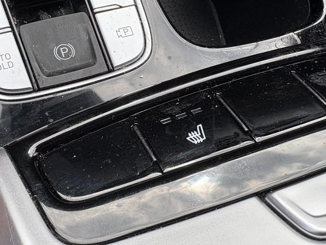 Certified 2023 Hyundai Tucson SEL AWD/4WD image 16
