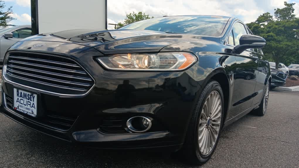 Used 2014 Ford Fusion Titanium FWD image 10