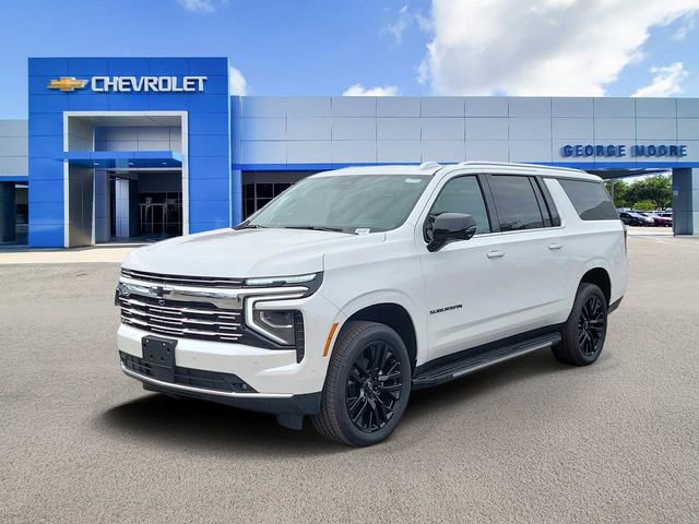 New 2025 Chevrolet Suburban Premier image 2