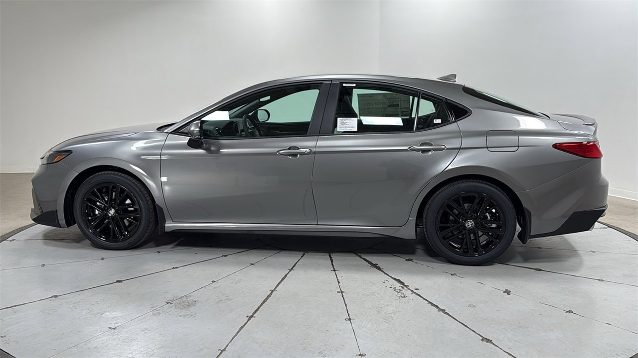 New 2026 Toyota Camry SE image 8