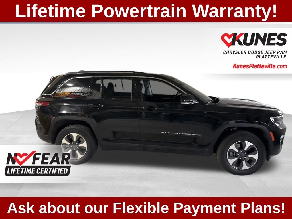 Used 2023 Jeep Grand Cherokee 4WD 4xe image 16