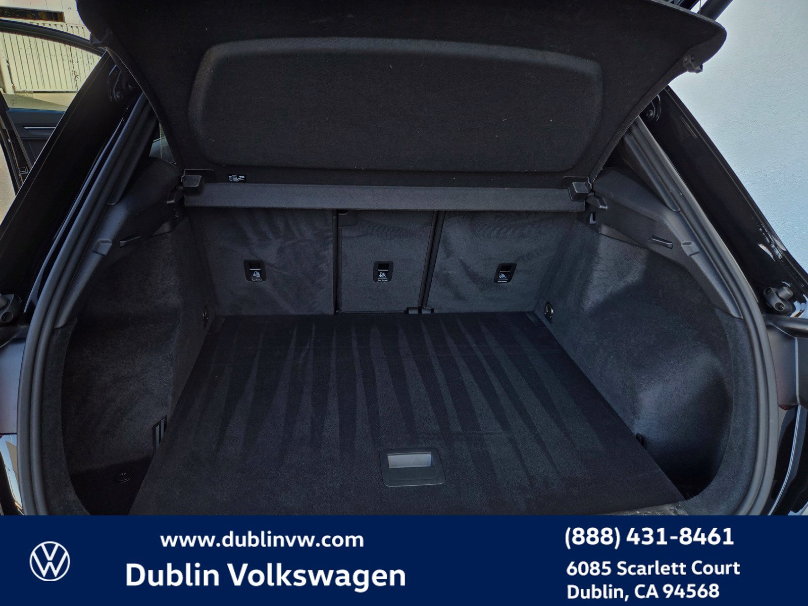Used 2023 Audi Q3 2.0T Premium AWD/4WD image 25