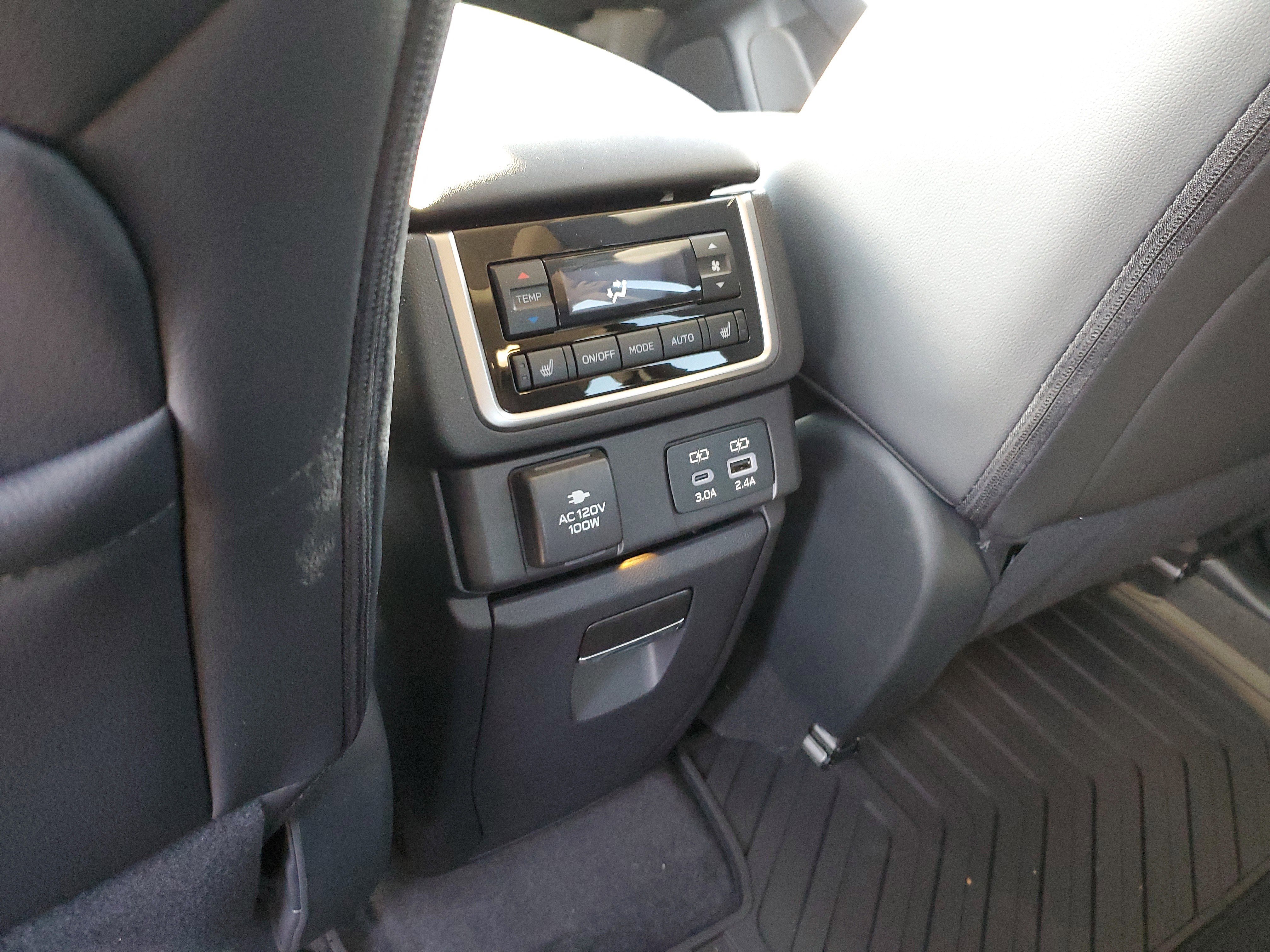 Used 2025 Subaru Ascent Bronze Edition image 15