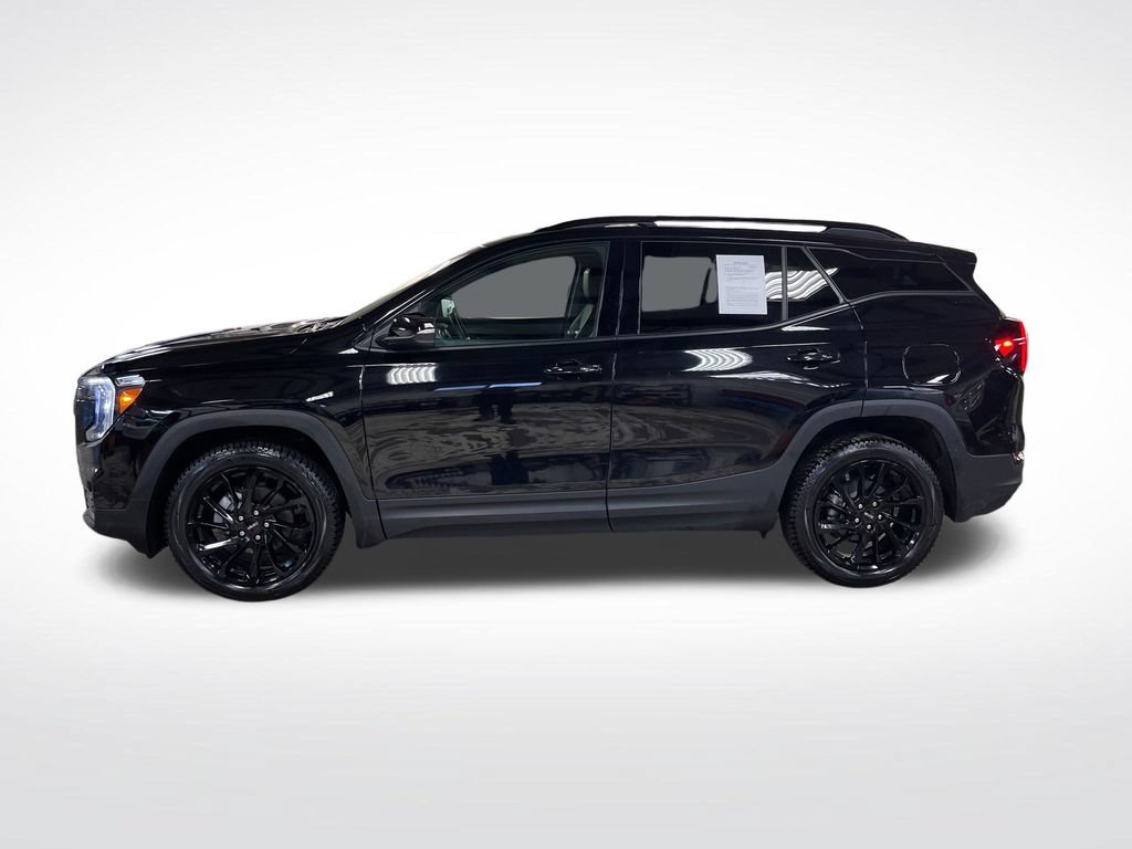 Used 2023 GMC Terrain SLT w/ Elevation Edition AWD/4WD image 2