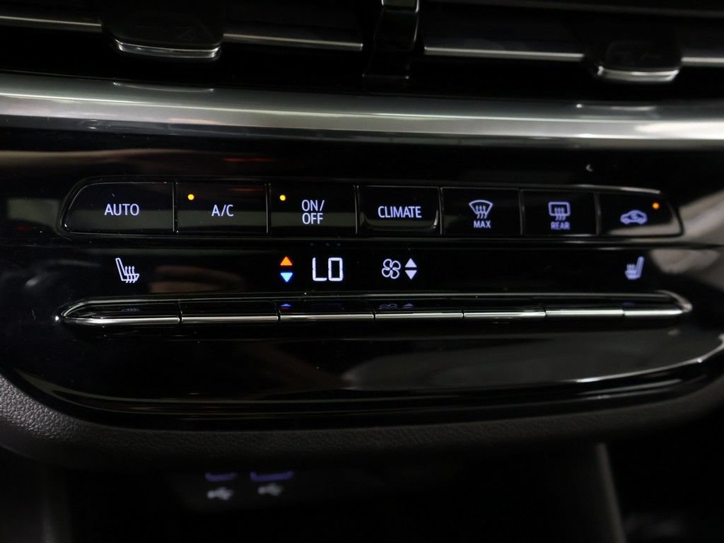 Used 2024 Buick Envista Avenir FWD image 49