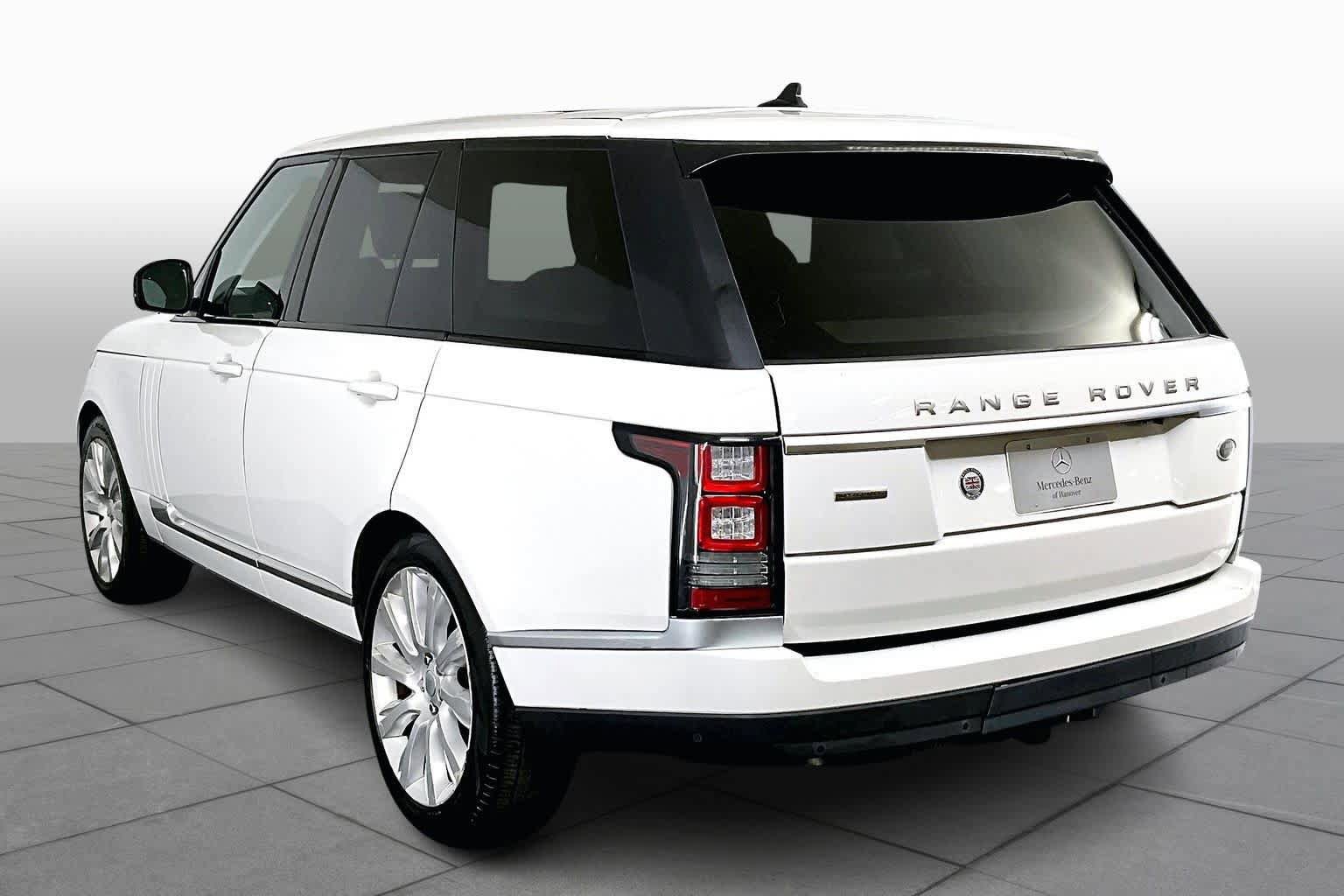 Used 2016 Land Rover Range Rover Supercharged AWD/4WD image 12