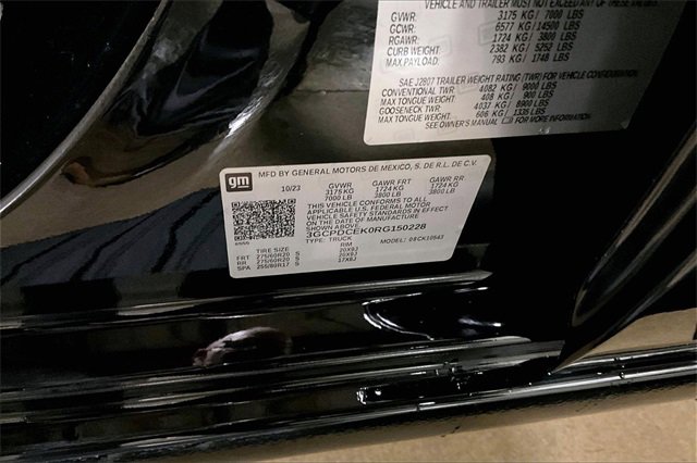 Certified 2024 Chevrolet Silverado 1500 Custom Trail Boss w/ Turbomax Blackout Package image 31