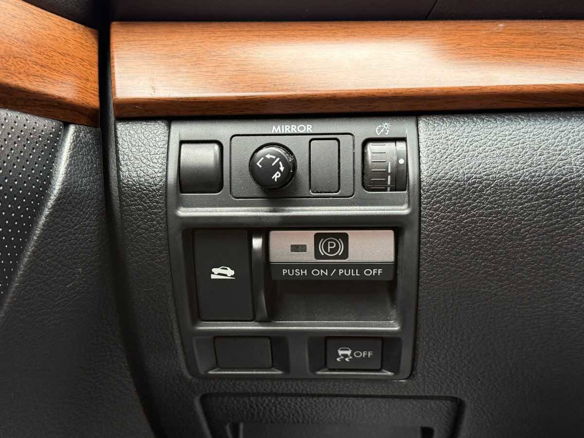 Used 2014 Subaru Outback 2.5i Limited w/ Moonroof Package image 22