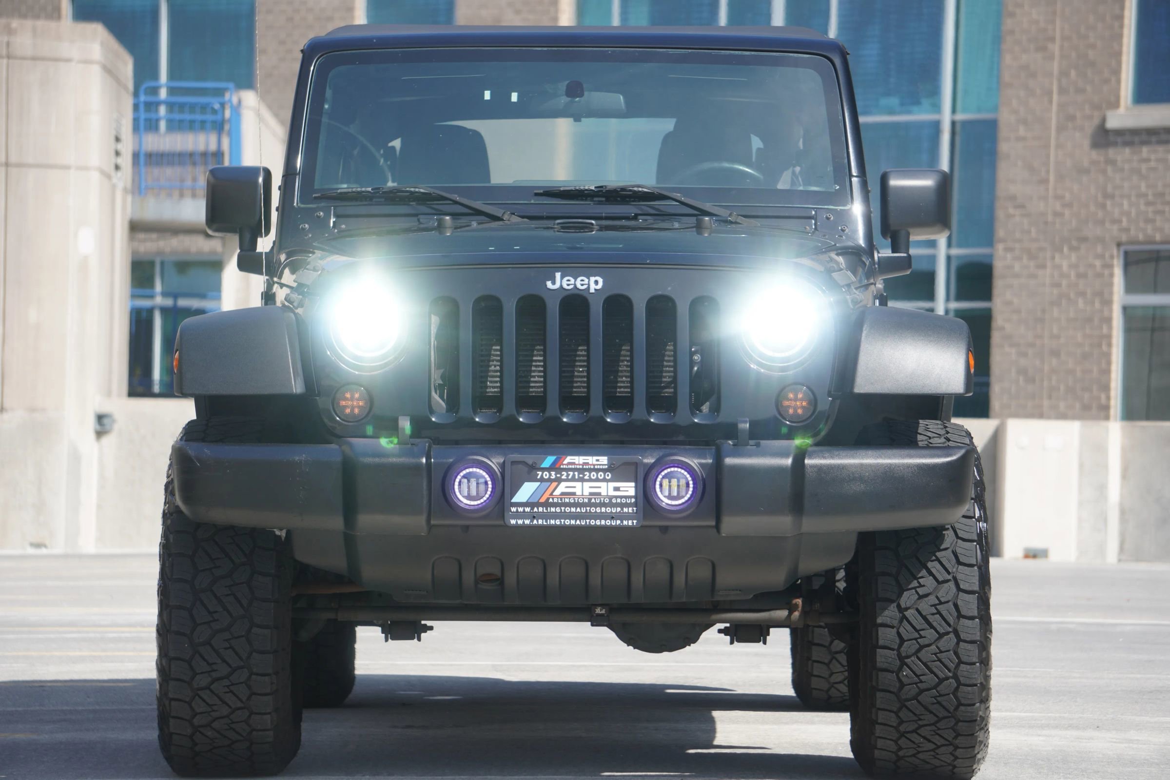 Used 2016 Jeep Wrangler Unlimited Sport w/ Max Tow Package AWD/4WD image 25