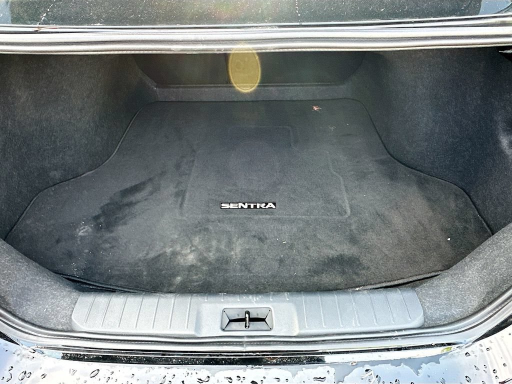 Used 2025 Nissan Sentra S FWD image 30