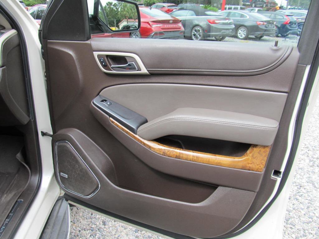 Used 2015 GMC Yukon XL Denali w/ Open Road Package image 48