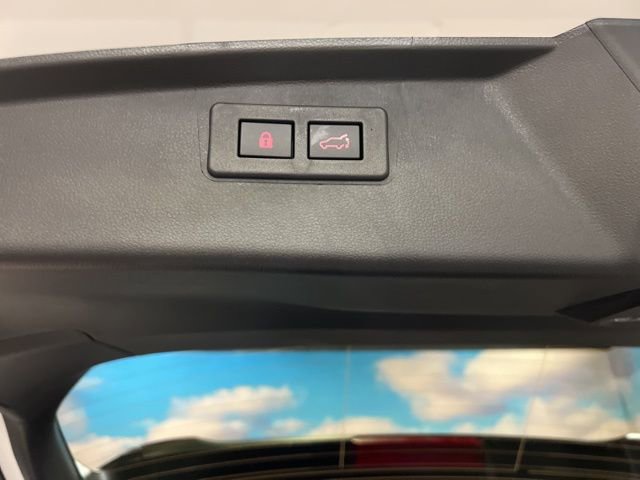 Certified 2025 Subaru Outback Limited image 66