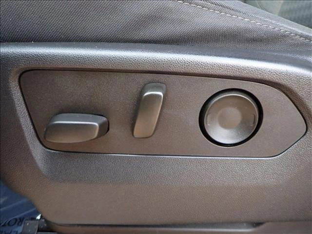 Used 2022 Chevrolet Silverado 1500 LT Trail Boss image 11