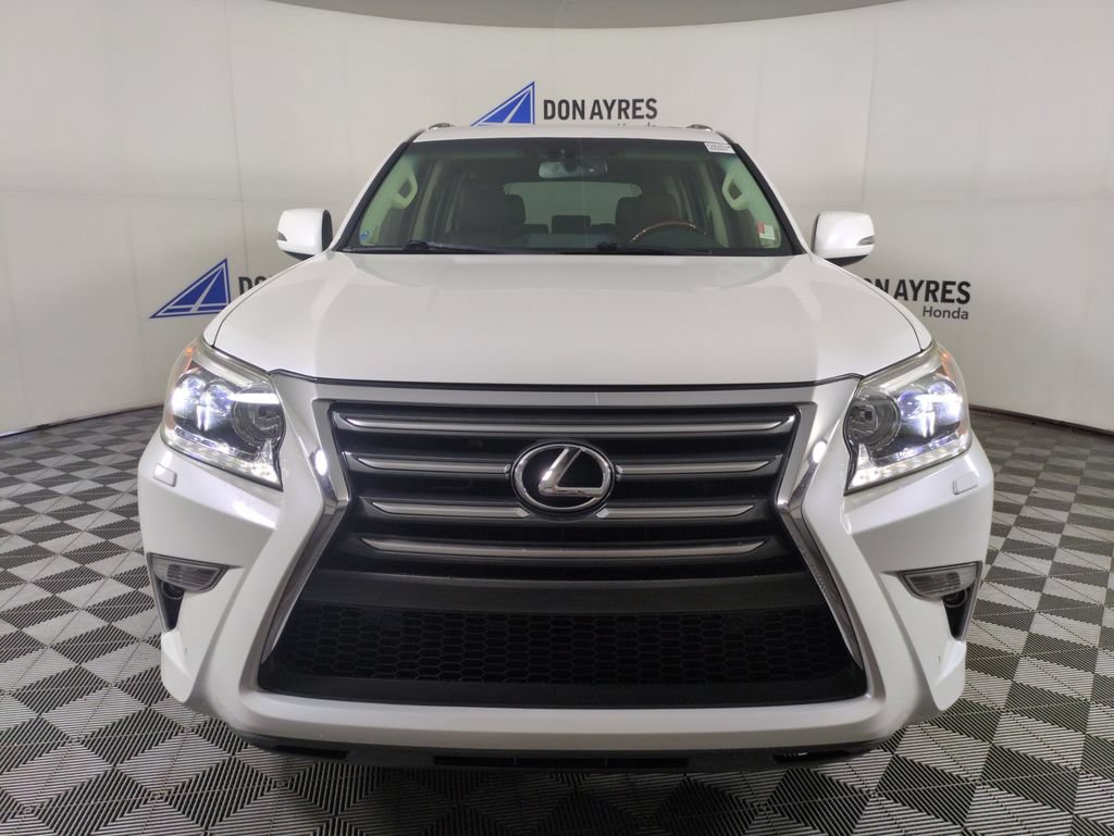 Used 2017 Lexus GX 460 Premium w/ Premium Package AWD/4WD image 10