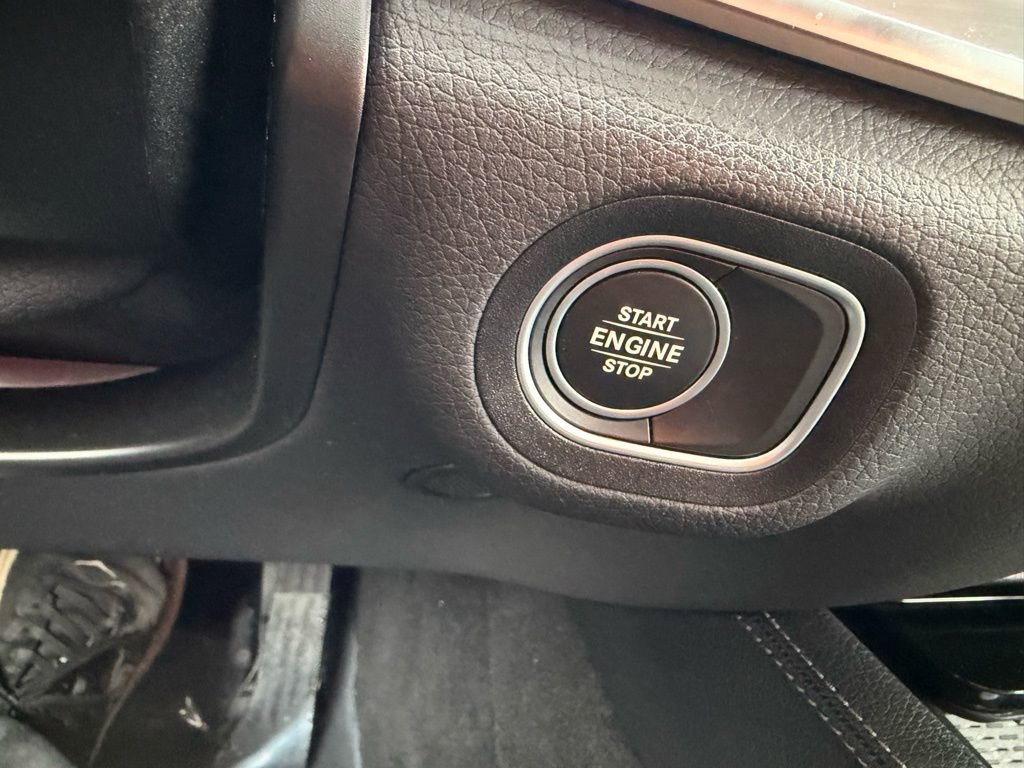 Used 2024 Mercedes-Benz GLE 450e 4MATIC image 23