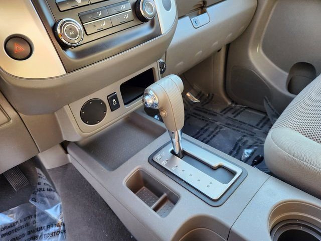 Used 2019 Nissan Frontier SV image 16