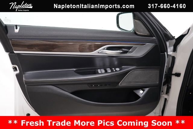 Used 2020 BMW 745e xDrive image 18