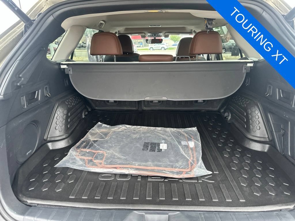Used 2022 Subaru Outback Touring XT AWD/4WD image 29