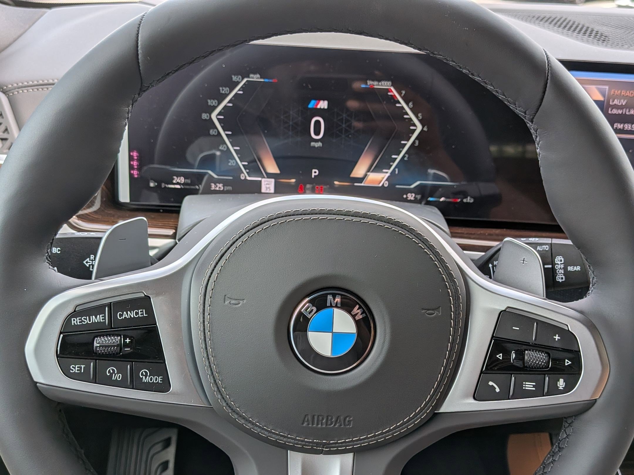 New 2026 BMW X5 xDrive40i w/ M Sport Package AWD/4WD image 21
